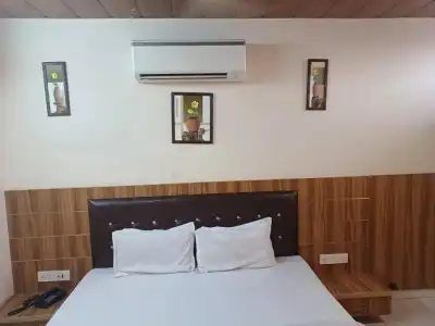 Star Inn - 61