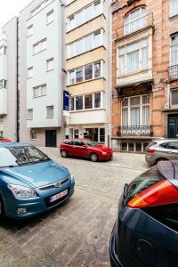 Prado Next Door - 39