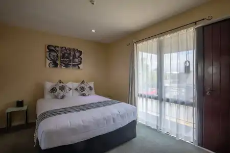 Abbella Lodge Motel - 67