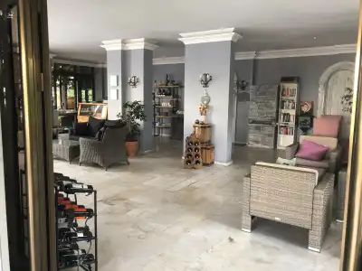 Hani Boutique - 17