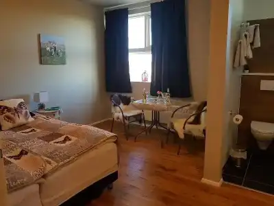 Skálatjörn Guesthouse - 96