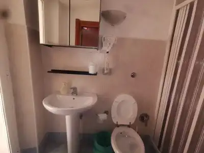 Român Holidays Hostel - 15