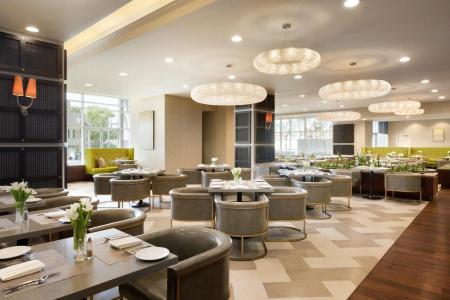 Embassy Suites Los Angeles - Glendale - 25