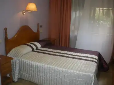 Elena María - 26