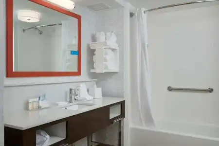 Hampton Inn Wilmington-Medical Park - 47