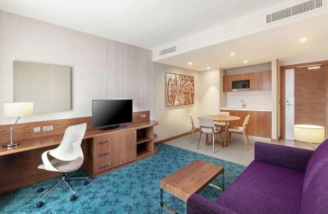 DoubleTree by Hilton Dubai Al Jadaf - 12