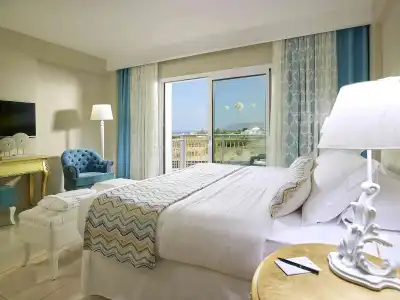 Anemos Luxury Grand Resort - 4