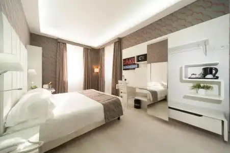 Relais Trevi 95 Boutique - 64