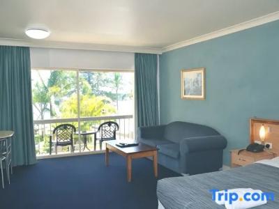 El Lago Waters Motel - 77