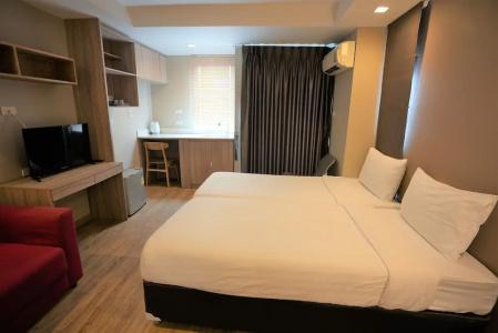 Baan Tanwa - MRT Ratchadapisek - 54