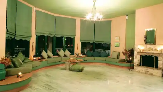 Aquarius Apartments - 1