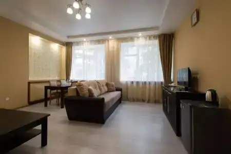 Zelenaya Roscha - 25