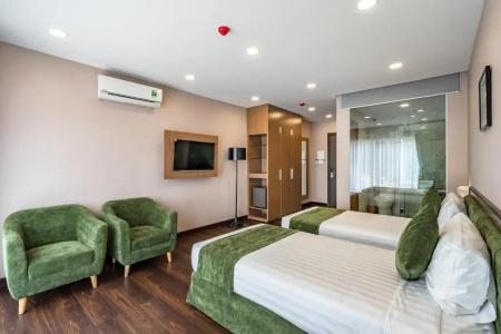 Emerald Central - 79