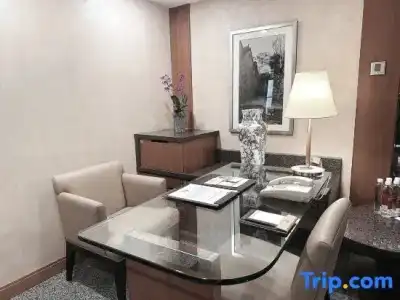 Beijing International - 126