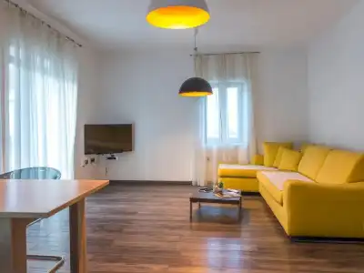 Windrose Apartments - 101