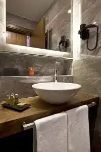 SNOG Rooms & Suites - 8