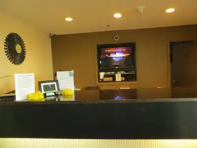 Homestyle Inn & Suites - 15
