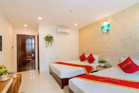 Happy Day Riverside & Spa Danang - 5