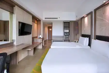 Holiday Inn Bandung Pasteur by IHG - 6