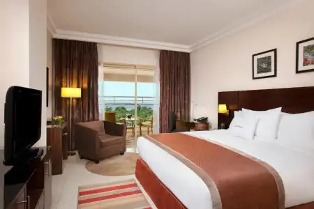 DoubleTree by Hilton Aqaba - 54