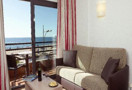 Almirall Apartaments - 4