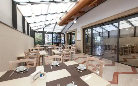 Garner Rome Aurelia by IHG - 20