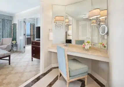 The Windsor Court - 103