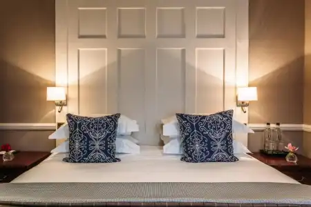11 Cadogan Gardens and The Apartments by Iconic Luxurys - 57