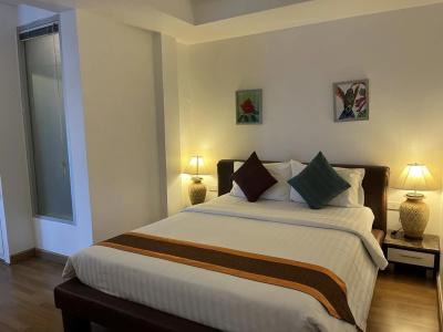 The Bedrooms Boutique - 16