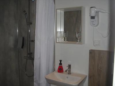 1A Guesthouse - 6