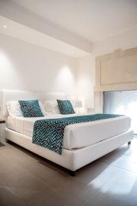 Caportigia Boutique - 122
