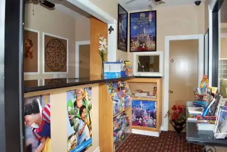 Budget Inn Anaheim - 16