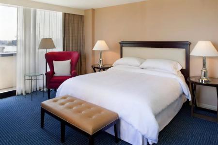 Sheraton Norfolk Waterside - 48