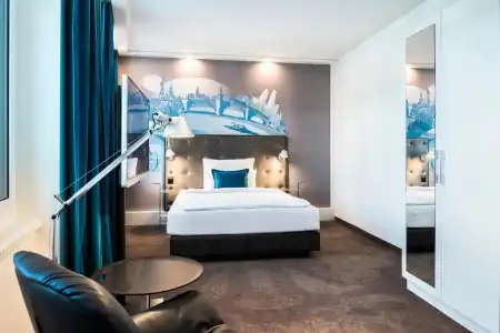 Motel One Basel - 34
