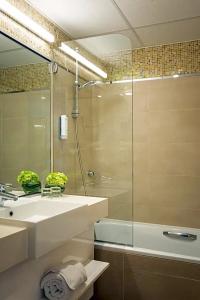 Best Western Plus Le Moderne - 110