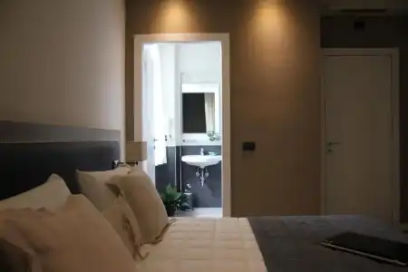 Zara Milano - 50