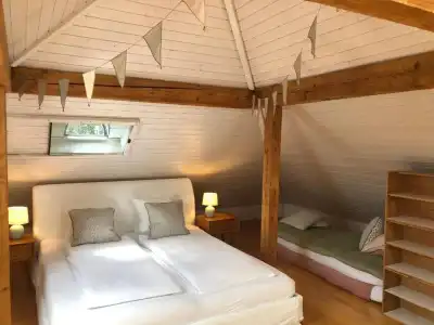 The Bed and Breakfast - 100