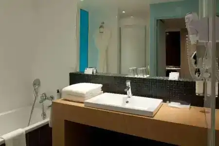 Best Western Premier Hôtel de la Paix - 37