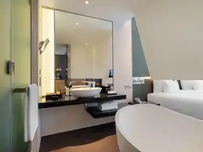 Pullman Saigon Centre - 7