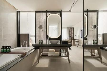 Crowne Plaza Phu Quoc Starbay by IHG - 81