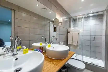 Shepherds Bush London - 212