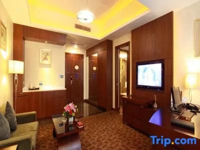 Delight Empire - 102
