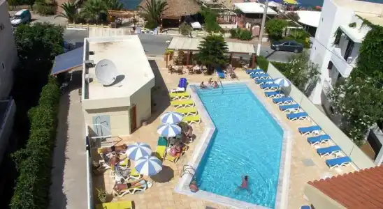 Neptune Apart-hotel - 4