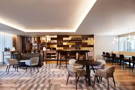 Hyatt Regency - 30