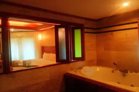 Mac Resort - 90