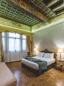 Palazzo Lion Morosini - Check in Presso Locanda Ai Santi Apostoli - 47