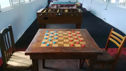 Canal Hostel - 9