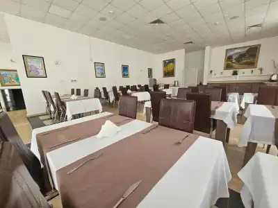 Park Palace - 11