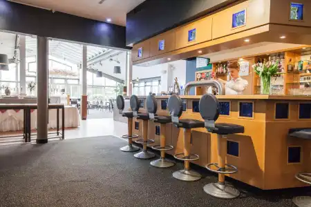Garner Elmshorn by IHG - 8