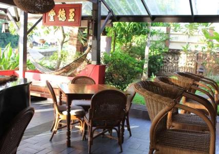 The Riverside Guest House - 12